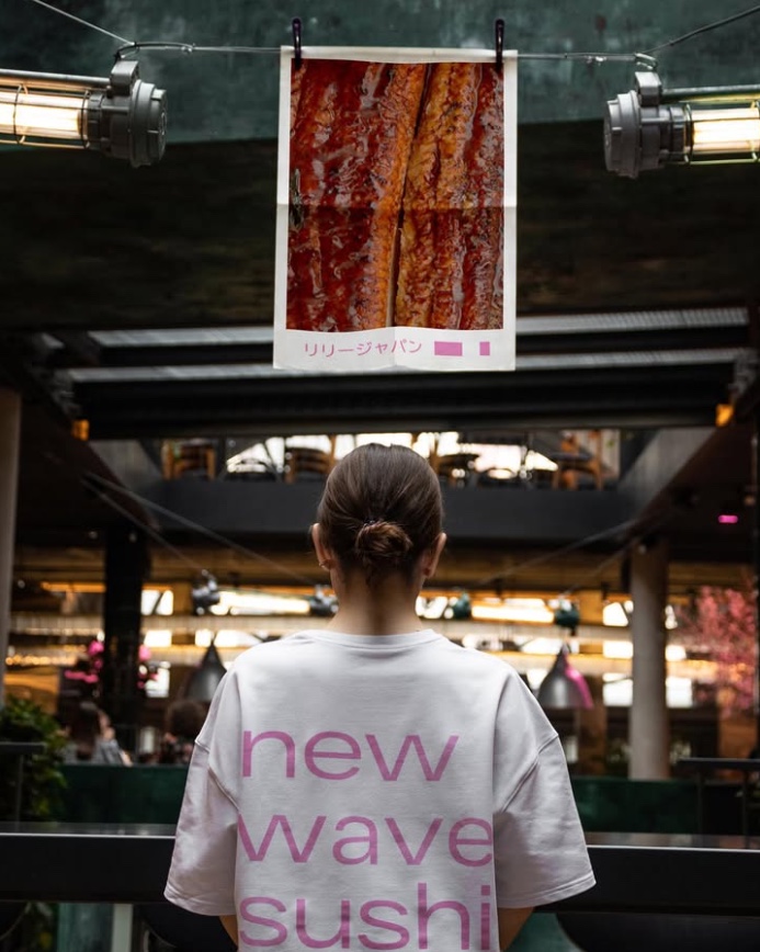Lili New Wave Sushi — атмосфера